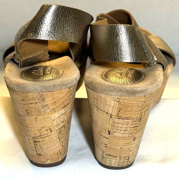 Clarks Annadel Eirwyn Cork Comfort Wedge Leather Sandal Women 9.5M Gold Metallic - Picture 7 of 7